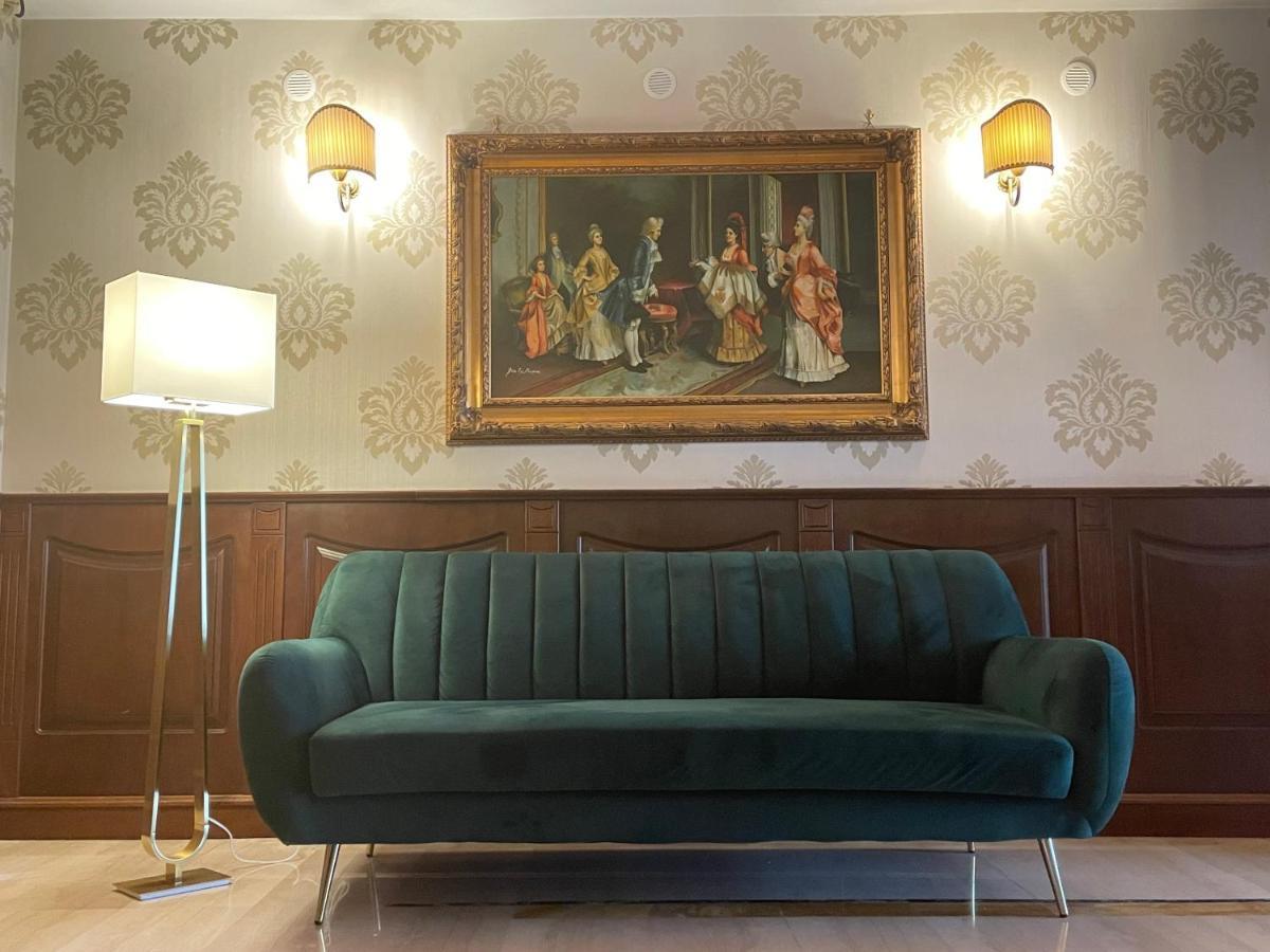 Ninfa Hotel 夸利亚诺 外观 照片
