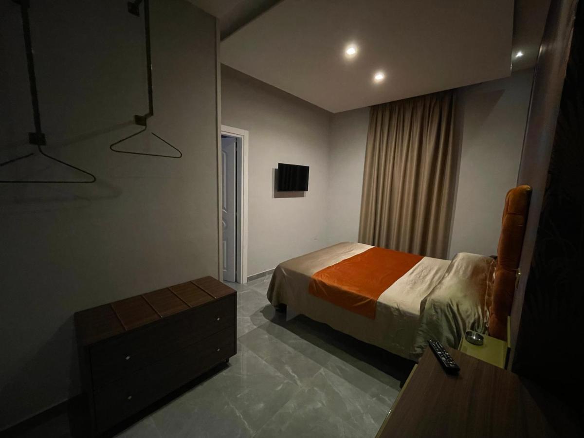 Ninfa Hotel 夸利亚诺 外观 照片