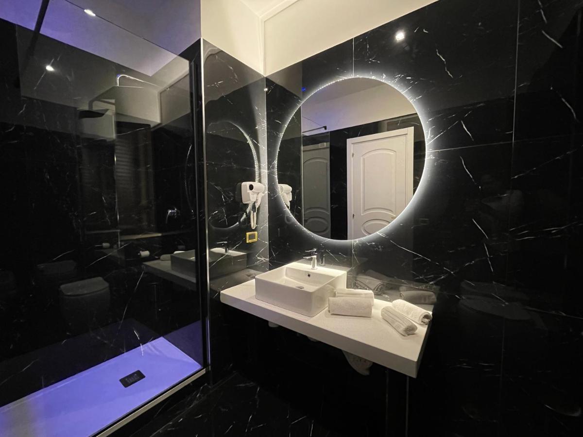 Ninfa Hotel 夸利亚诺 外观 照片