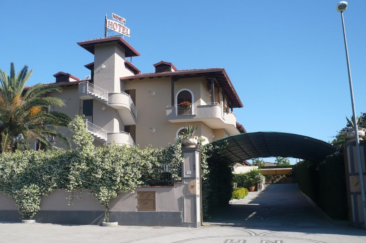Ninfa Hotel 夸利亚诺 外观 照片